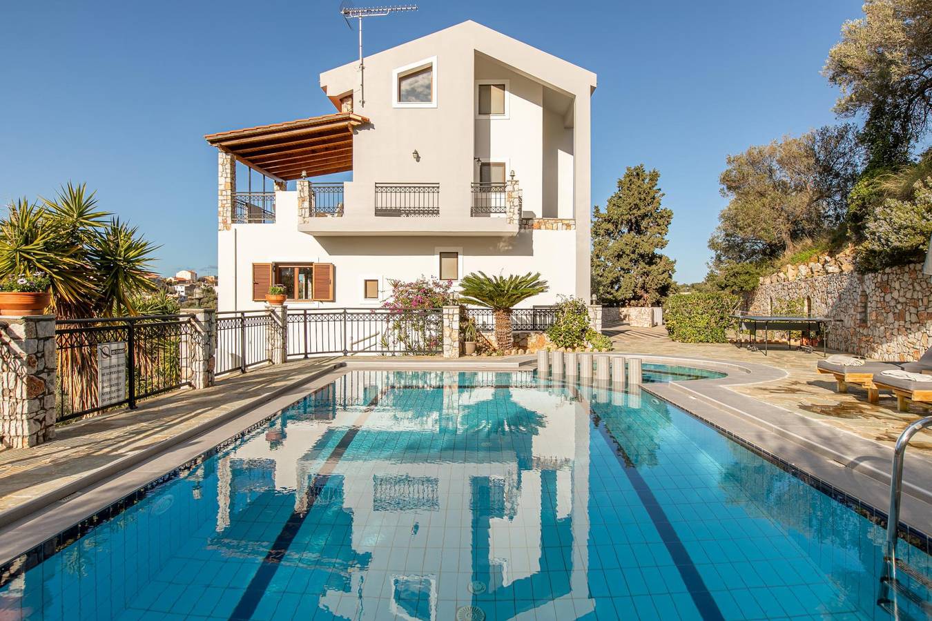 Dimosthenis in Stalos, Region de Chania