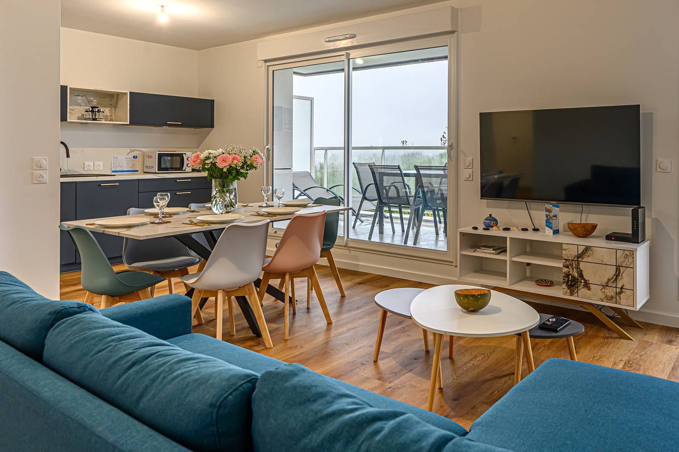 Appartement entier, Le Loarwenn - Bel appt avec terrasse et parking in Vannes, Côte des Mégalithes