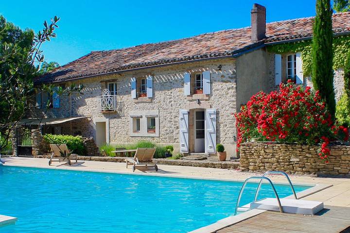 Cottage pour 12 personnes, avec jardin et terrasse à Saint-Paulet