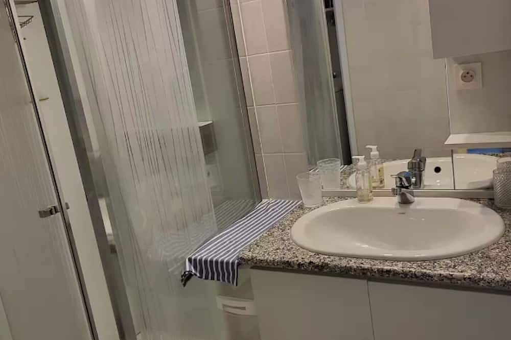 Hel lägenhet, 2 Bed Perfect Location w Parking in Beaulieu in Beaulieu-sur-Mer, Nice region