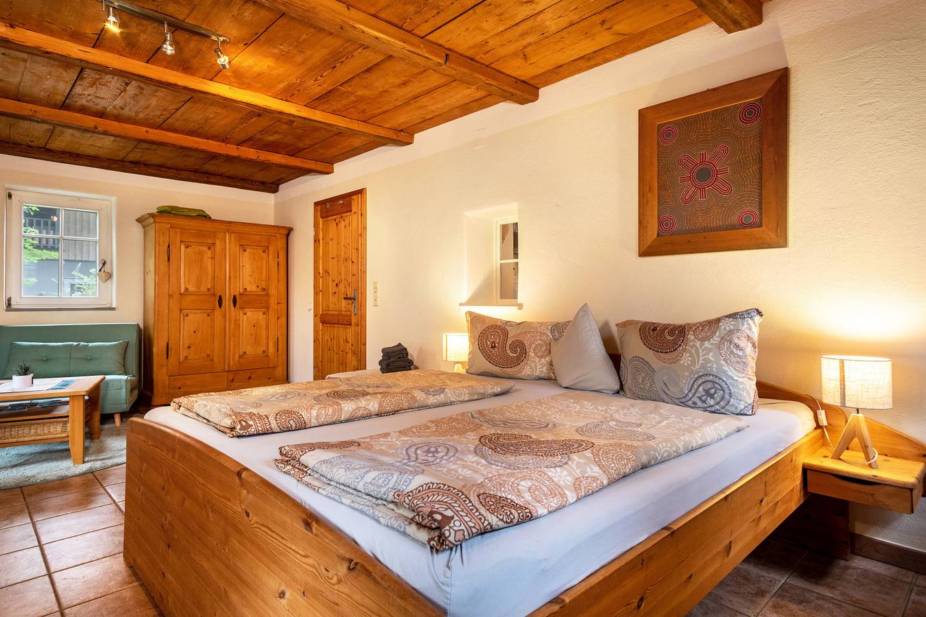 Ganze Wohnung, Ferienwohnung 'Ferienhäuschen' mit überdachter Terrasse, Blick auf den Reitplatz und ins Grüne in Ravensburg, Region Bodensee-Oberschwaben