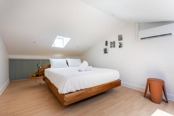 Gîte pour 6 personnes, avec terrasse et vue à Orcines - 2