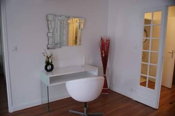 Appartement De Vacances pour 4 Personnes dans Dijon, Région de Dijon, Photo 2