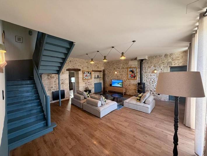 Location de vacances pour 4 personnes, avec piscine et terrasse, animaux acceptés à Pompignac - 4