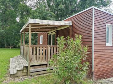 Gîte pour 4 personnes, avec jardin ainsi que terrasse et piscine dans le Lot-et-Garonne