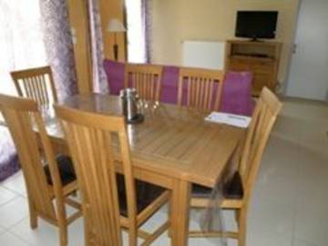 Gîte pour 6 Personnes dans Vouécourt, Haute-Marne, Photo 2