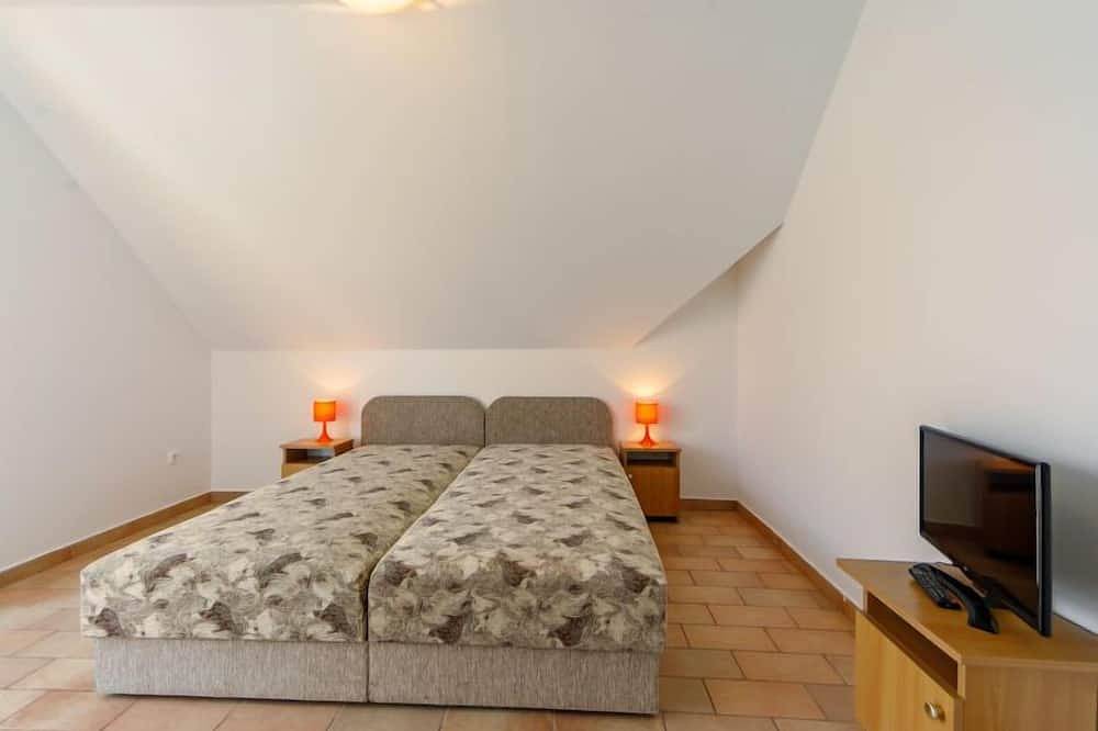Ferienhaus Edina in Balatonszarszo, Plattensee Südufer