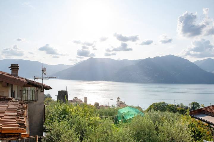 Ferienhaus für 3 Personen, mit Seeblick am Iseosee