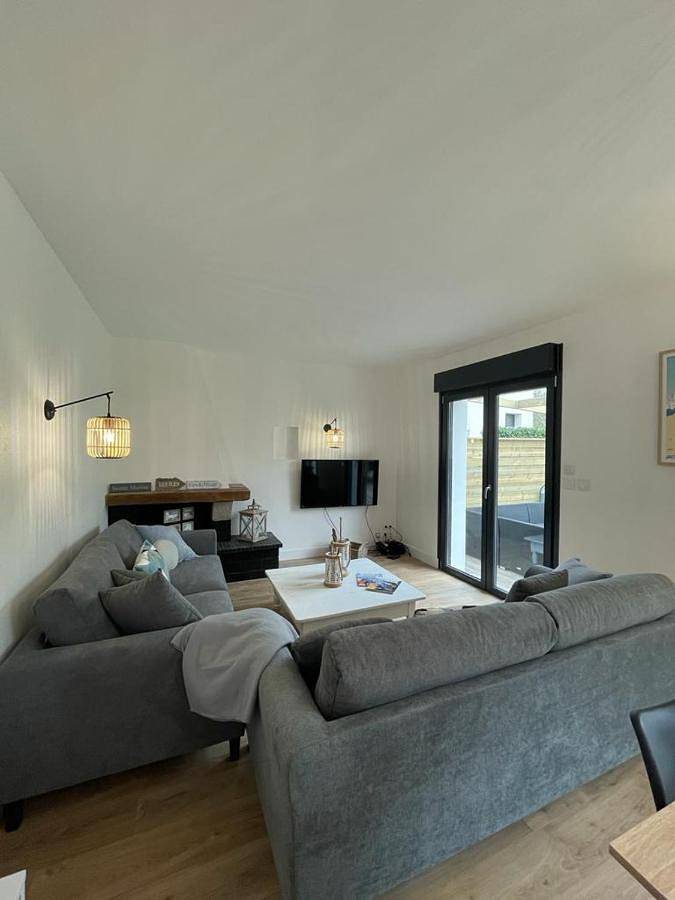 Location de vacances pour 10 personnes, avec jacuzzi et jardin à Gouesnach - 4