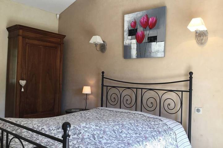 Location de vacances pour 6 personnes, avec jardin et terrasse à Cheval-Blanc - 3