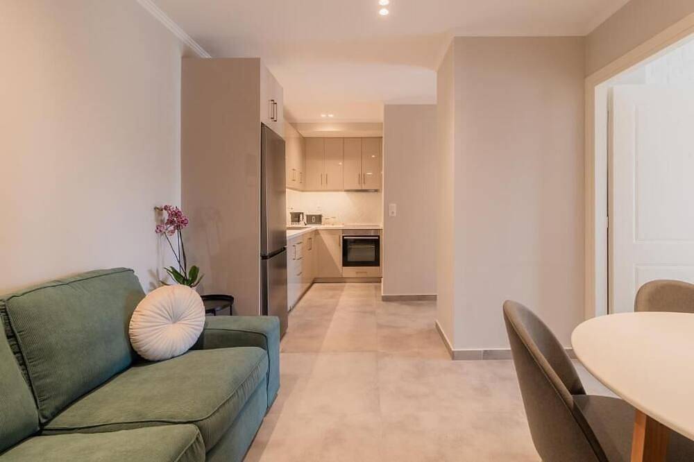 Ganze Wohnung, B2: Double Bedroom Suite on a Suite Complex in Roda, Korfu