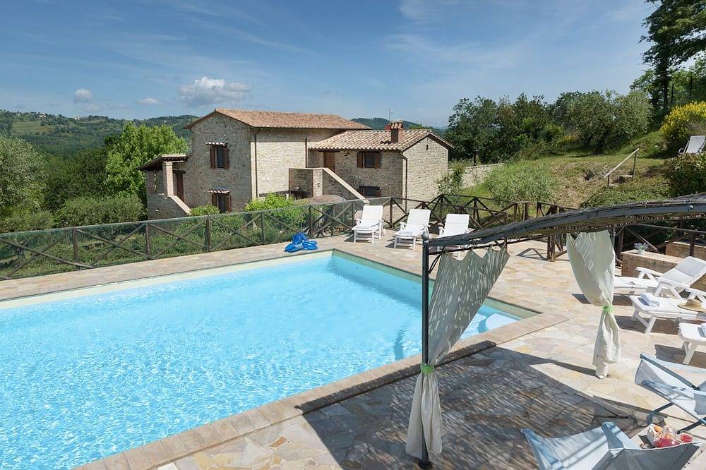 Val Di Marco 12, Emma Villas Exklusiv in Valfabbrica, Provincie Perugia
