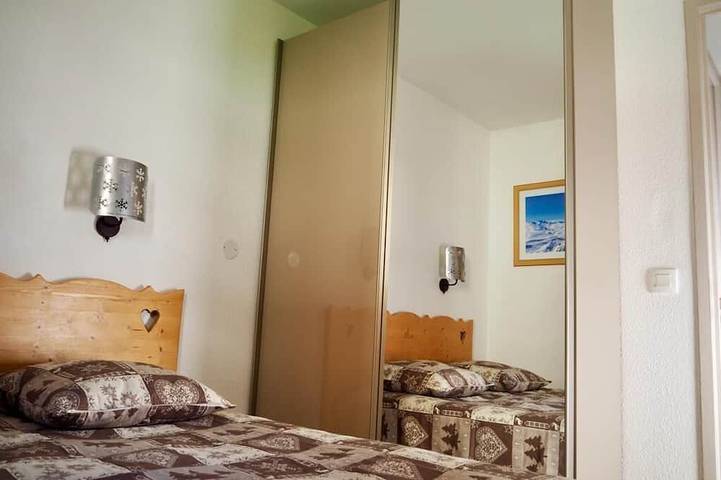 Chalet pour 7 personnes, avec terrasse et piscine, animaux acceptés à Puy-Saint-Vincent - 3