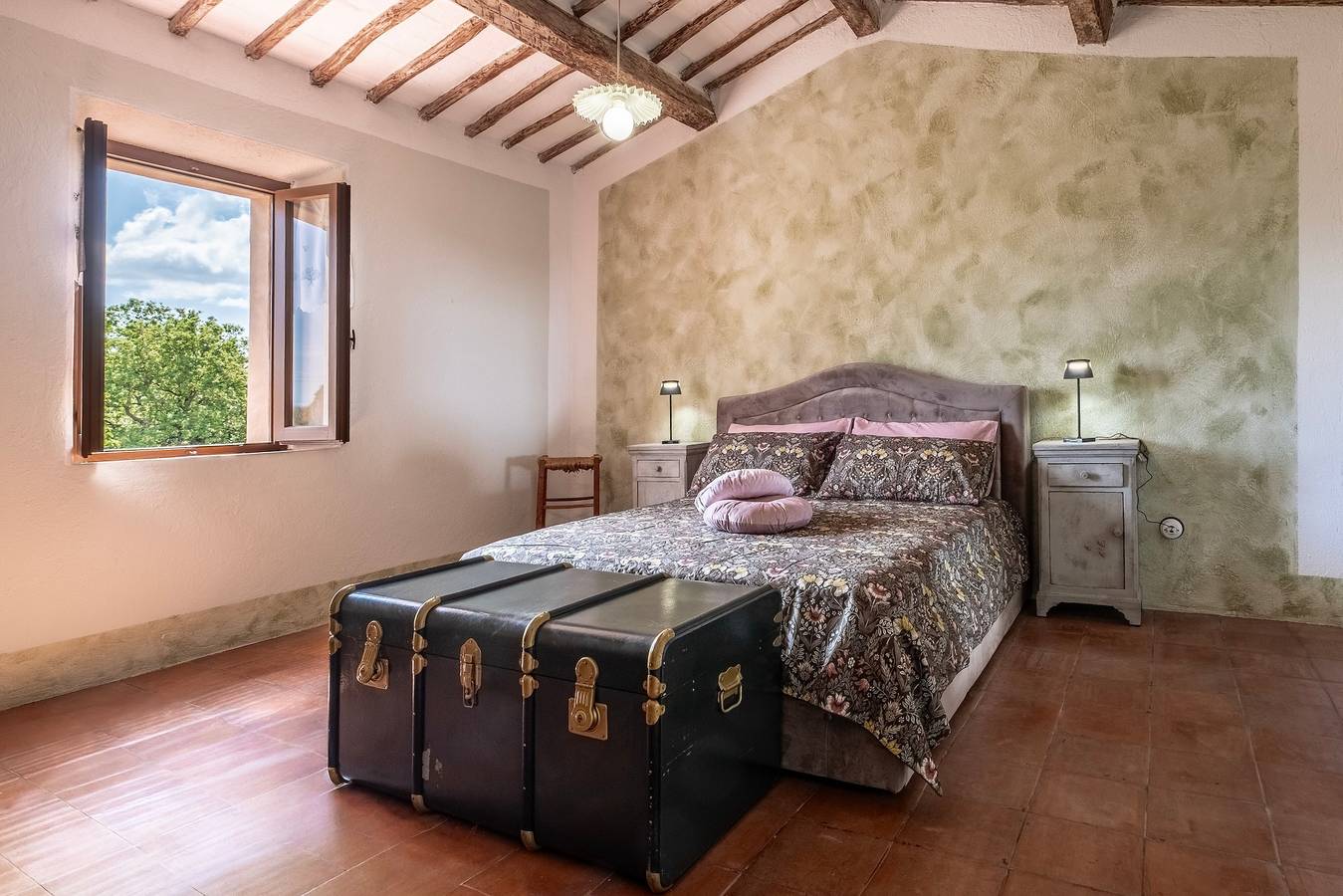 Country House 'Il Casale di Zoe' with Mountain View, Private Pool and Wi-Fi in Sorano, Grosseto Province