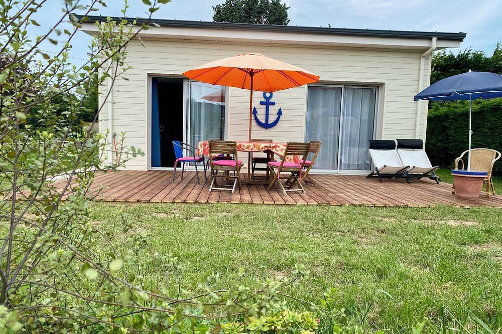 10 minutes à pied de la mer, maison en bois toute neuve pour 4 à 6 personnes in Houlgate, Région de Lisieux