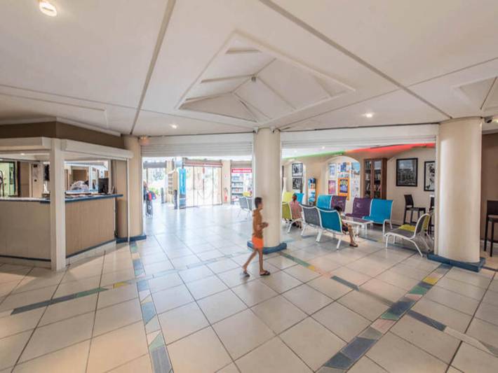 Gîte pour 4 personnes, avec piscine et balcon, animaux acceptés à Cannes - 3