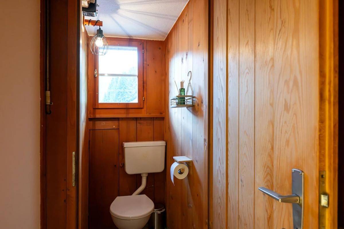 Ganze Wohnung, Ferienwohnung 9 Grad Ost in Monstein, Davos
