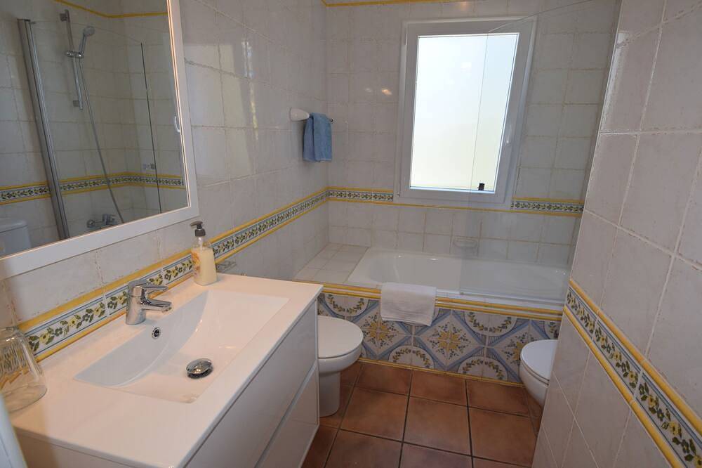 Perfecta casa para familias con una piscina grande - 6 personas in San José (Ibiza), Sant Josep de sa Talaia