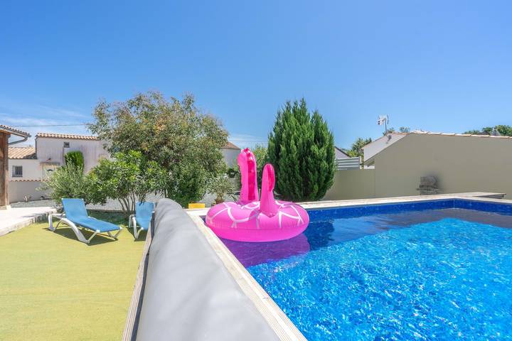 Location de vacances pour 15 personnes, avec Jardin dans Courlay Sur Mer