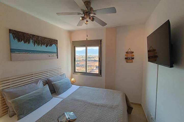 Ganze Wohnung, Penthouse \"Casa Lobo\" Einzigartiger Rundumblick auf das Meer und die Berge. in Oliva, Costa Blanca
