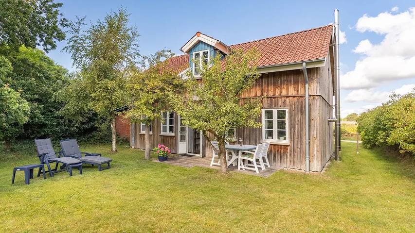 Ferienhaus für 4 Personen, mit Garten in Langenhorn