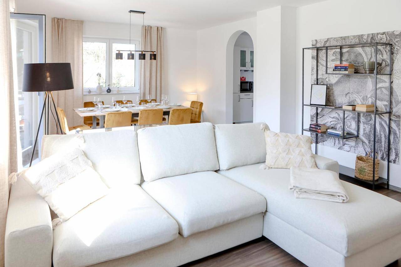 Appartement entier, Lumen Homes - Design-Apartment nahe Audi und Altstadt, 3 Zimmer, über 100 m2, Balkon in Ingolstadt, Haute-Bavière