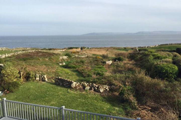 Holiday rental for 8 people, with garden in Connemara