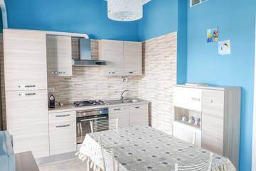 Gîte pour 4 personnes, avec piscine ainsi que balcon et jardin, animaux acceptés à Pineto