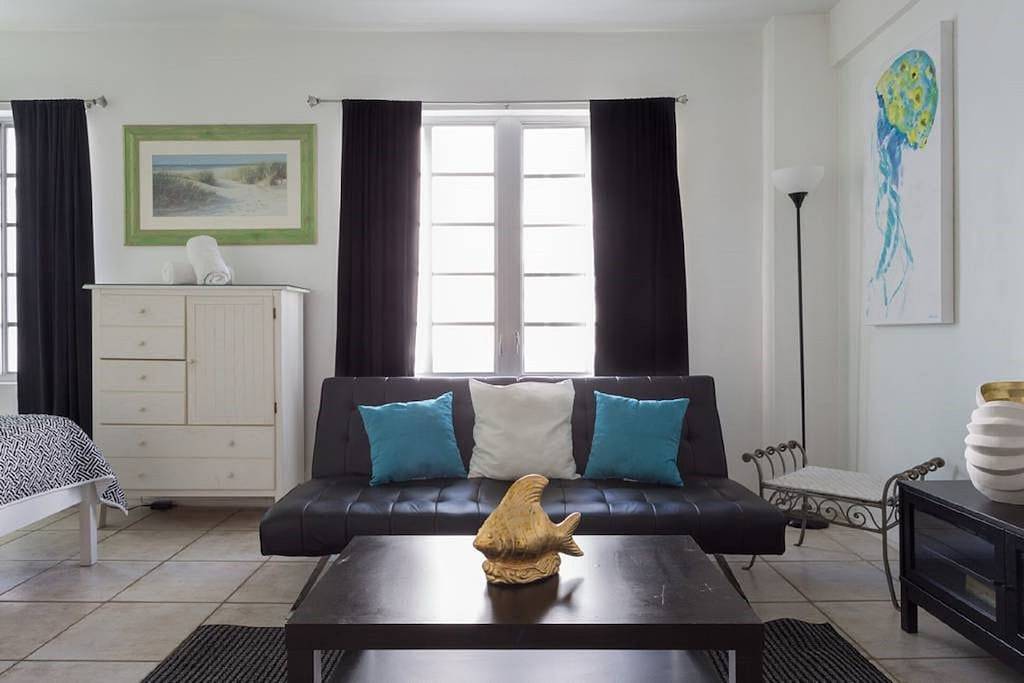 Ganze Wohnung, Großes Strandstudio in Südstrand- gegenüber vom Strand in South Beach, Miami Beach