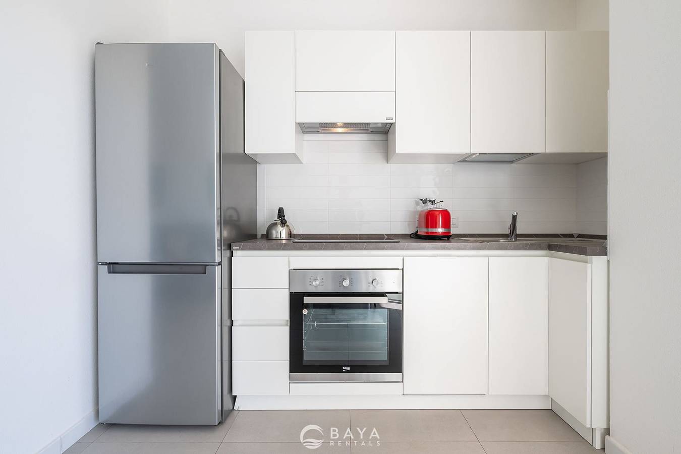 Apartamento entero, Modern   Bright 2Br Retreat with Balcony in Capoterra, Provincia de Cagliari