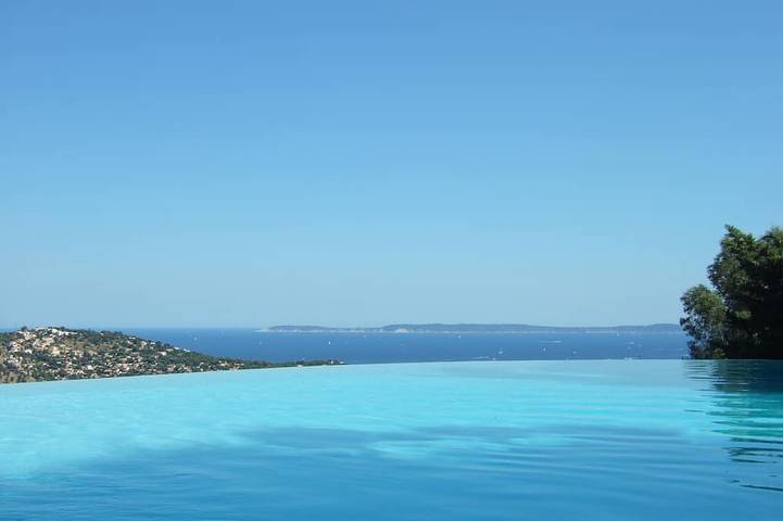 Villa for 11 people, with garden and hot tub as well as balcony, with pets - 1