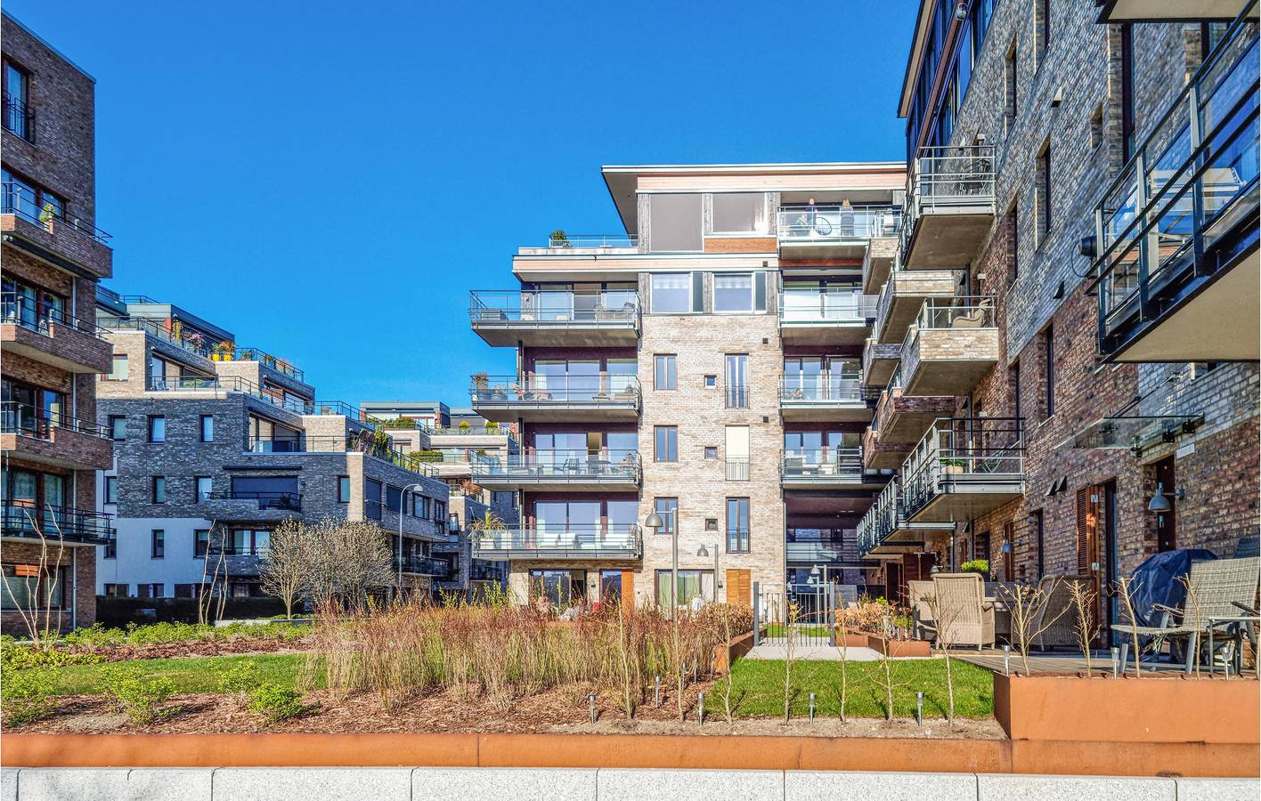 Hel ferielejlighed, Ferielejlighed for 4 personer med terrasse in Kristiansand