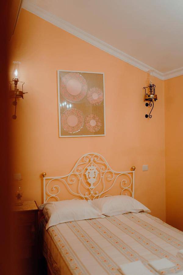Four-Bedroom House in Pereiros, São João da Pesqueira