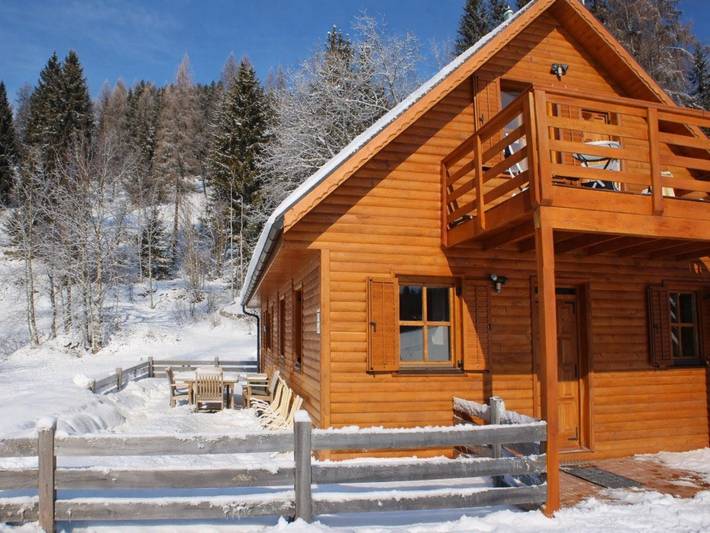Ferienwohnung für 8 Personen, mit Terrasse und Garten in Liebenfels