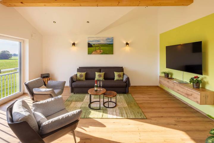 Appartement entier, Appartement 'Ferienwohnung Egg-Hof' avec vue sur la montagne, terrasse privée et Wi-Fi in Bad Grönenbach, Souabe (Bavière)