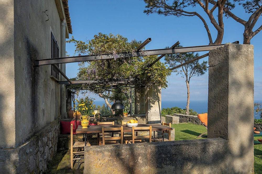 Villino Cucinone, with access to the beach in Capo Vaticano in Faro Capo Vaticano, Vibo Valentia Provinz