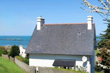 Gîte pour 5 personnes, avec jardin et balcon dans Plage Vougot Plouguerneau
