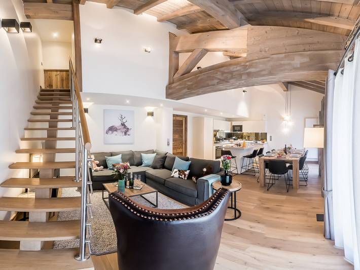 Chalet pour 9 personnes, avec Balcon ainsi que Jacuzzi et Terrasse à Tignes
