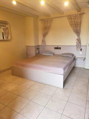 Gîte pour 2 personnes, avec terrasse et jardin à Muttersholtz