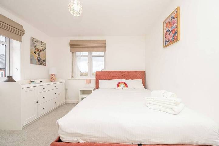 Leamington Spa Retreat - Garden - Parking - 5 mins in Warwick, Warwickshire