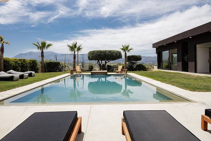 Ferienhaus für 12 Personen, mit Garten in Heraklion