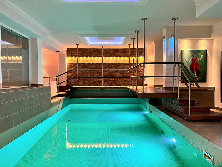 Zimmer für 2 Personen, mit Terrasse und Pool sowie Sauna in Bremerhaven