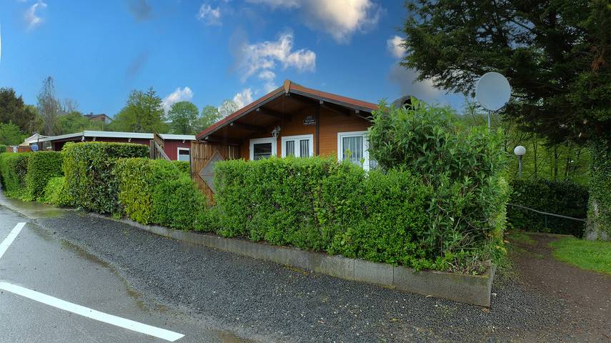 Ferienhaus für 4 Personen, mit Terrasse und Sauna sowie Ausblick in Eifel (Nordrhein-Westfalen)