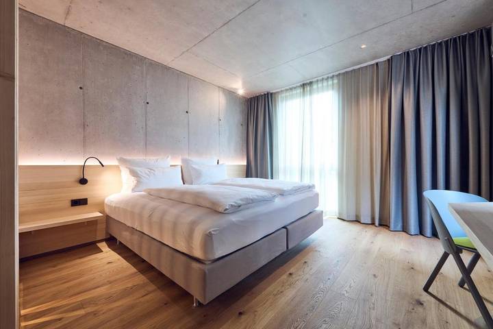 Hotel für 2 Personen, mit Terrasse und Garten in Nürtingen - 2
