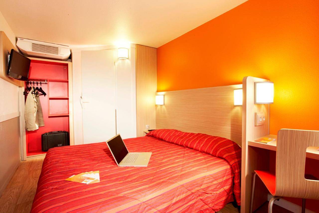 Triple Room in Saint-Laurent-de-Mure, Lyon et ses environs