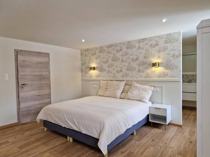 Location de vacances pour 10 personnes, avec terrasse ainsi que vue et jardin, animaux acceptés à Cirey-sur-Vezouze - 4