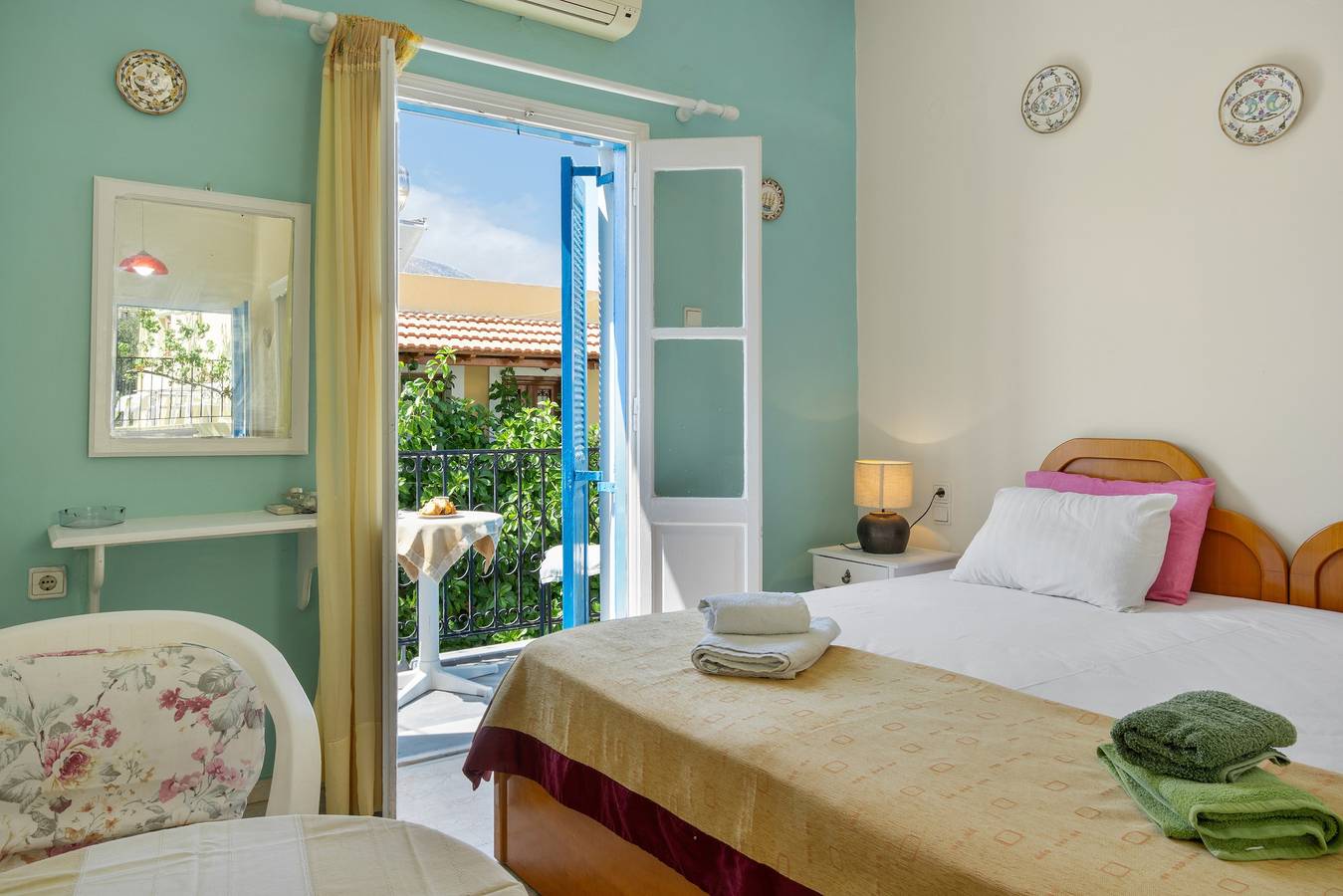 Entire apartment, Apartment 'Studio 2' with Mountain View, Wi-Fi and Air Conditioning in Panormos, Kalymnos