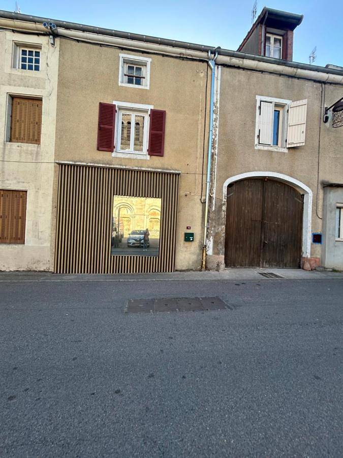 Gîte pour 5 personnes, avec Vue à Saint-Bonnet-de-Joux - 3