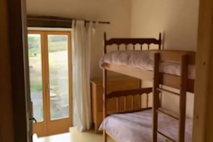 Location de vacances pour 6 personnes, avec jardin ainsi que piscine et terrasse à Sanxay - 2