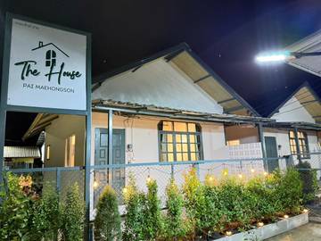 Gîte pour 2 personnes, avec jardin à Pai